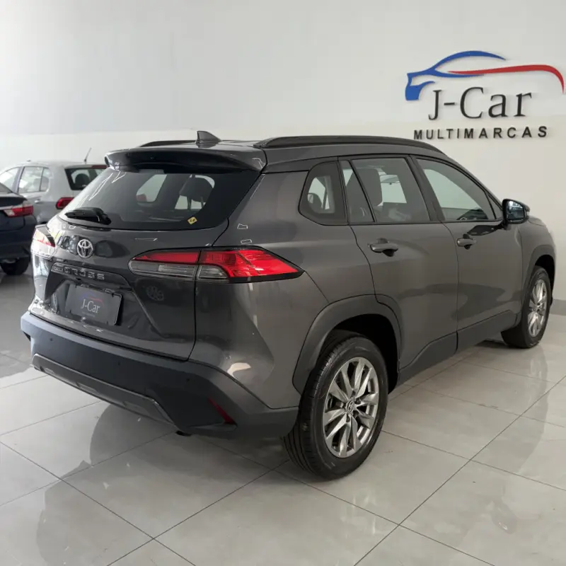 Corolla Cross - Foto