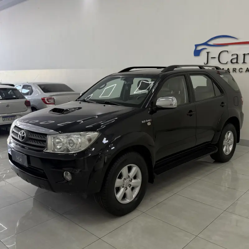 Hilux SW4 - Foto