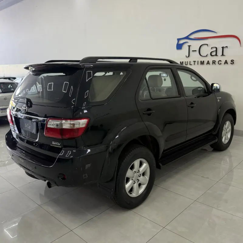 Hilux SW4 - Foto