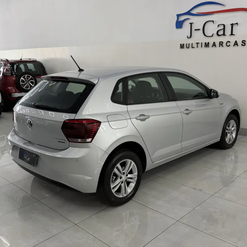 Polo Hatch - Foto
