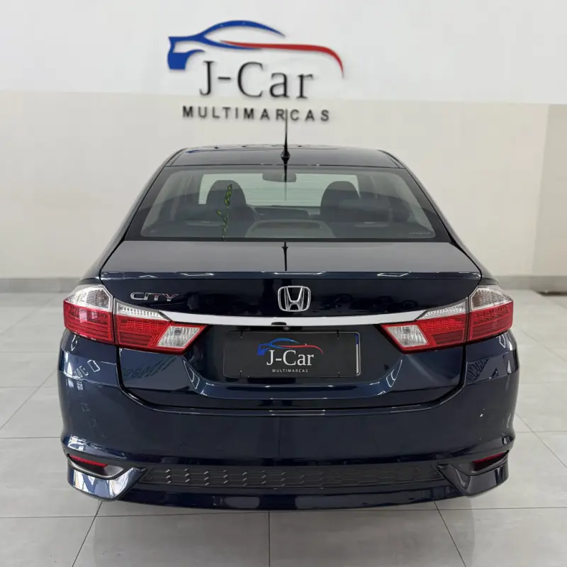 City Sedan - Foto