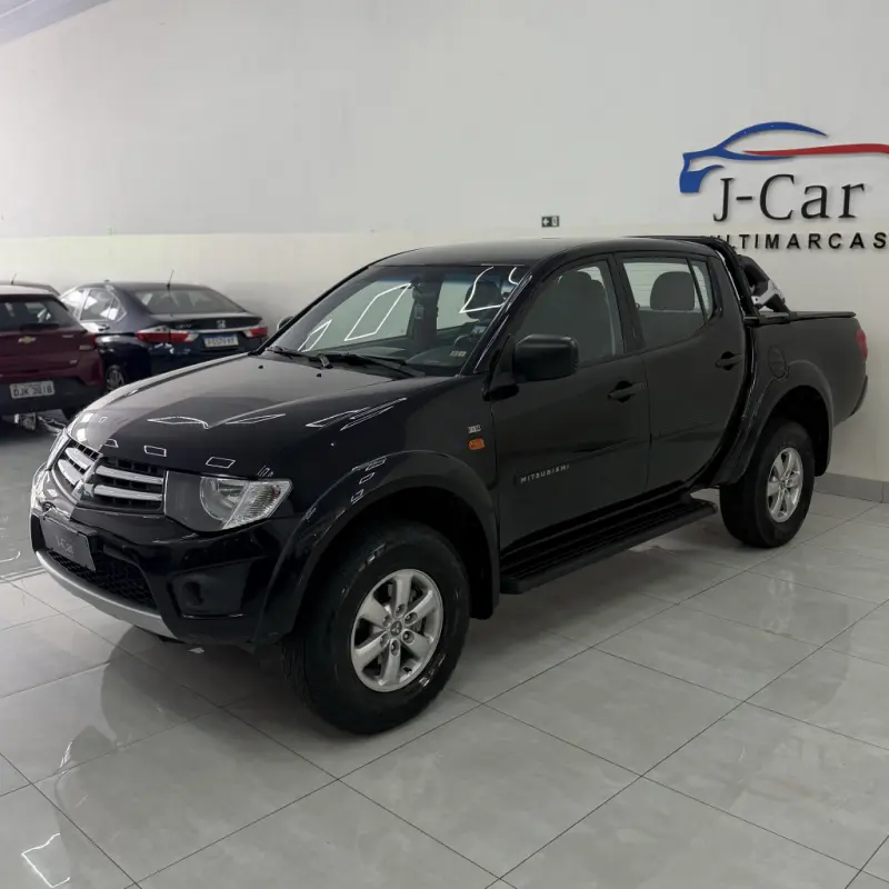 L 200 Triton - Foto