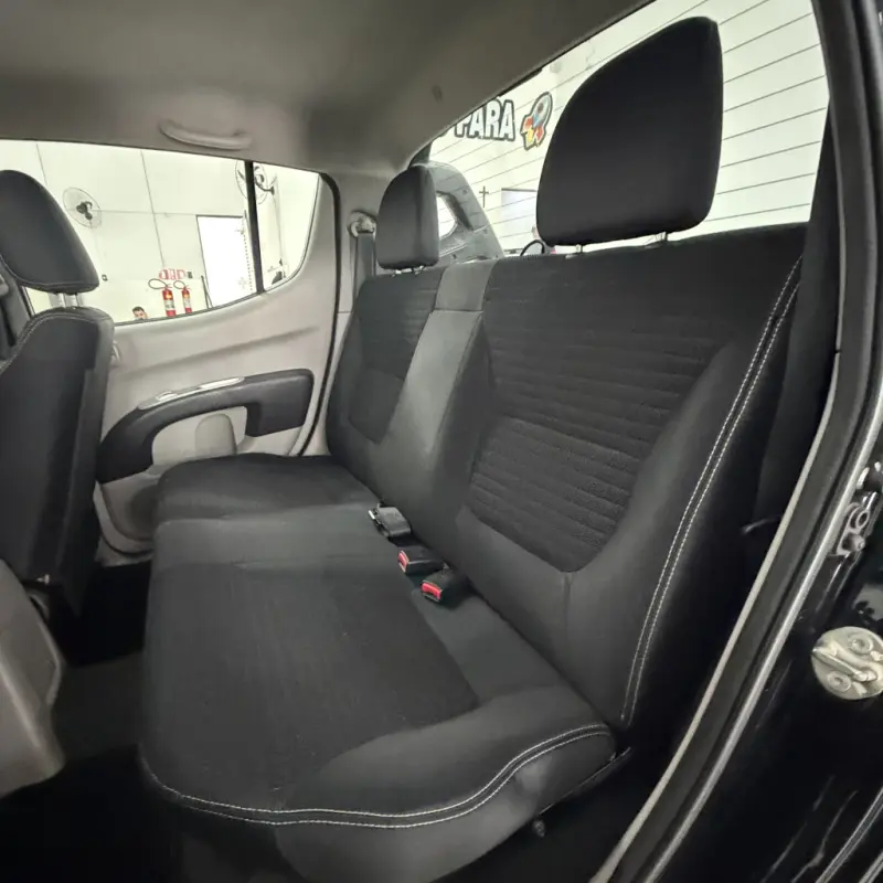 L 200 Triton - Foto