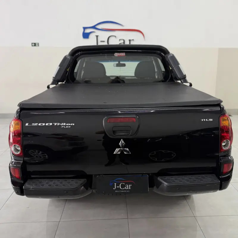 L 200 Triton - Foto