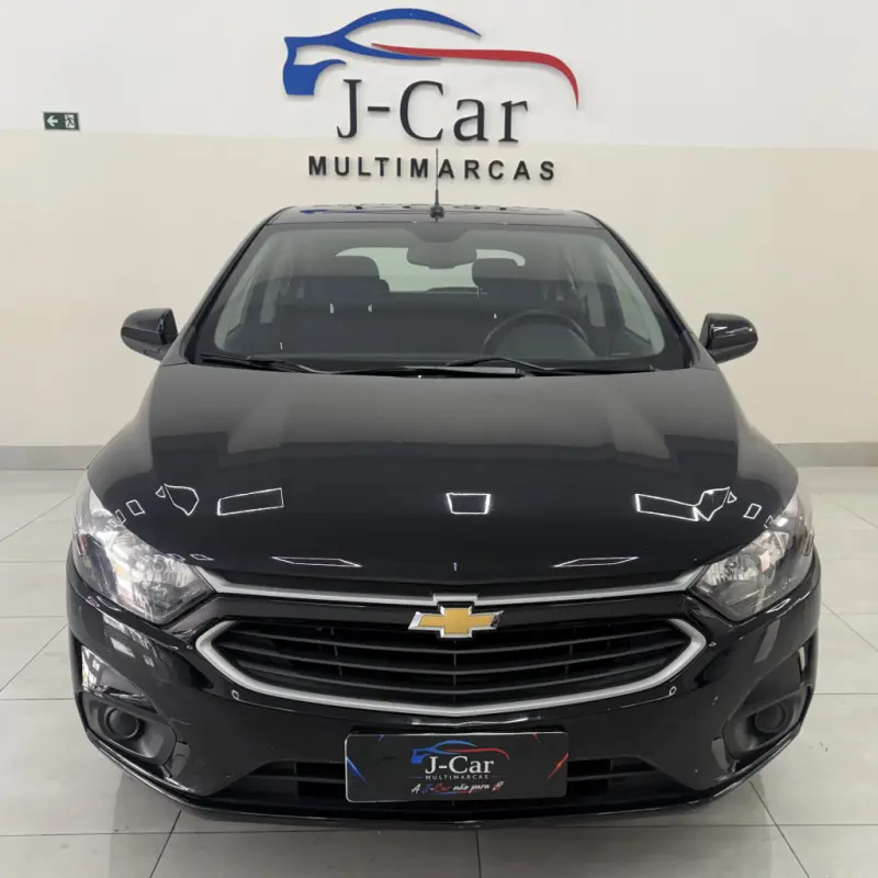 Onix Hatch - Foto