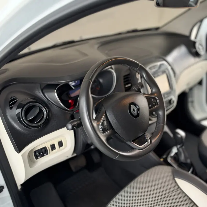 Captur - Foto