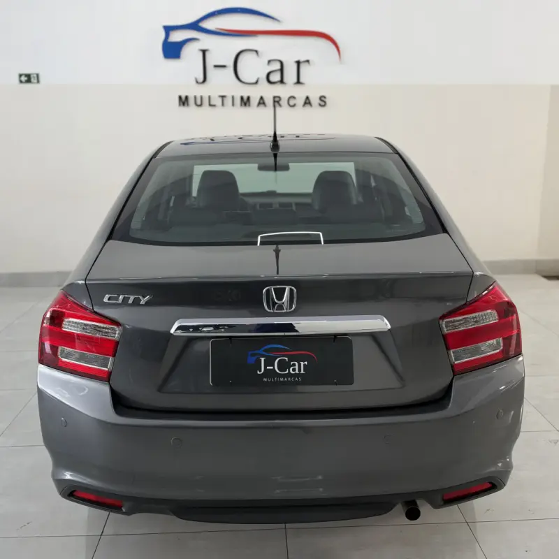 City Sedan - Foto