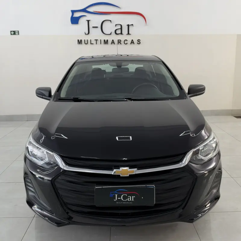 Onix Sedan - Foto